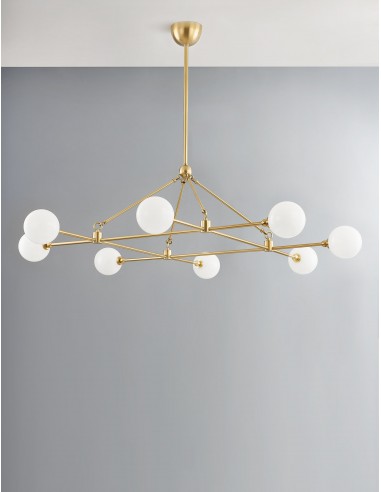 Helia Chandelier hantent personnes