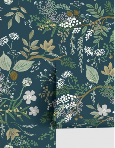 Juniper Forest Premium Peel + Stick Wallpaper by Rifle Paper Co. brillant des détails fins