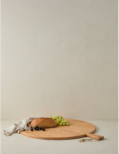 Handcrafted Round Pine Serving Board by etúHOME des créatures d'habitude