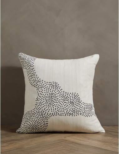 Course Silk Pillow by Hadiya Williams prix